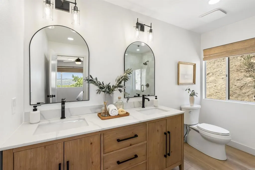 https://cdn.realtyfeed.com/cdn/127/306725904/60e61d2268fac2edf19f34ed852fcff4.webp
