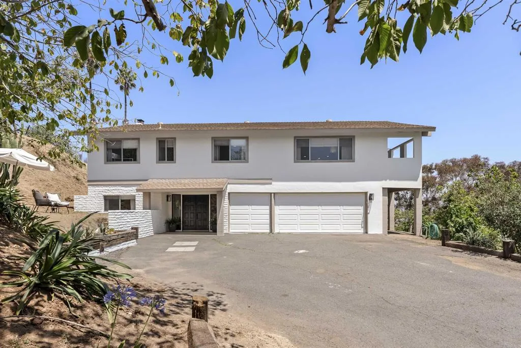 https://cdn.realtyfeed.com/cdn/127/306725904/ccabdca90c36f67e0b533d9e5ab32574.webp