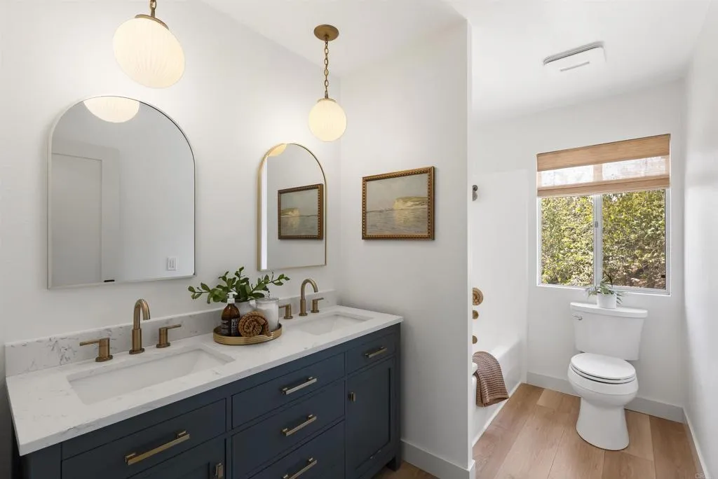 https://cdn.realtyfeed.com/cdn/127/306725904/efafc9637335bb21ce33e485d685980f.webp