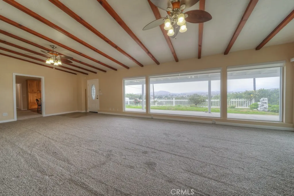 https://cdn.realtyfeed.com/cdn/127/306726033/0954ed49e3150a4cb6d79beaef8c4693.webp