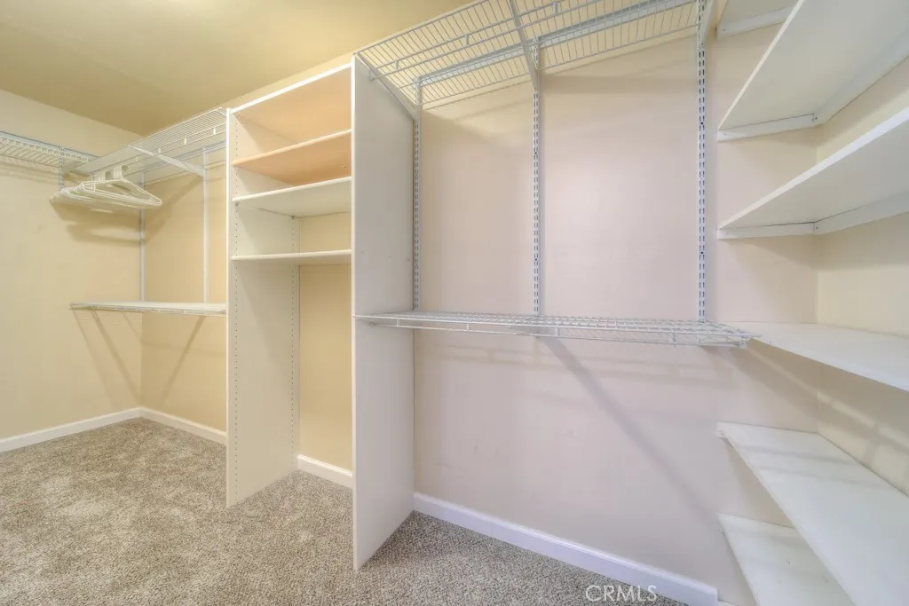 https://cdn.realtyfeed.com/cdn/127/306726033/30ebeb5800820285d8abe9da2a103931.webp