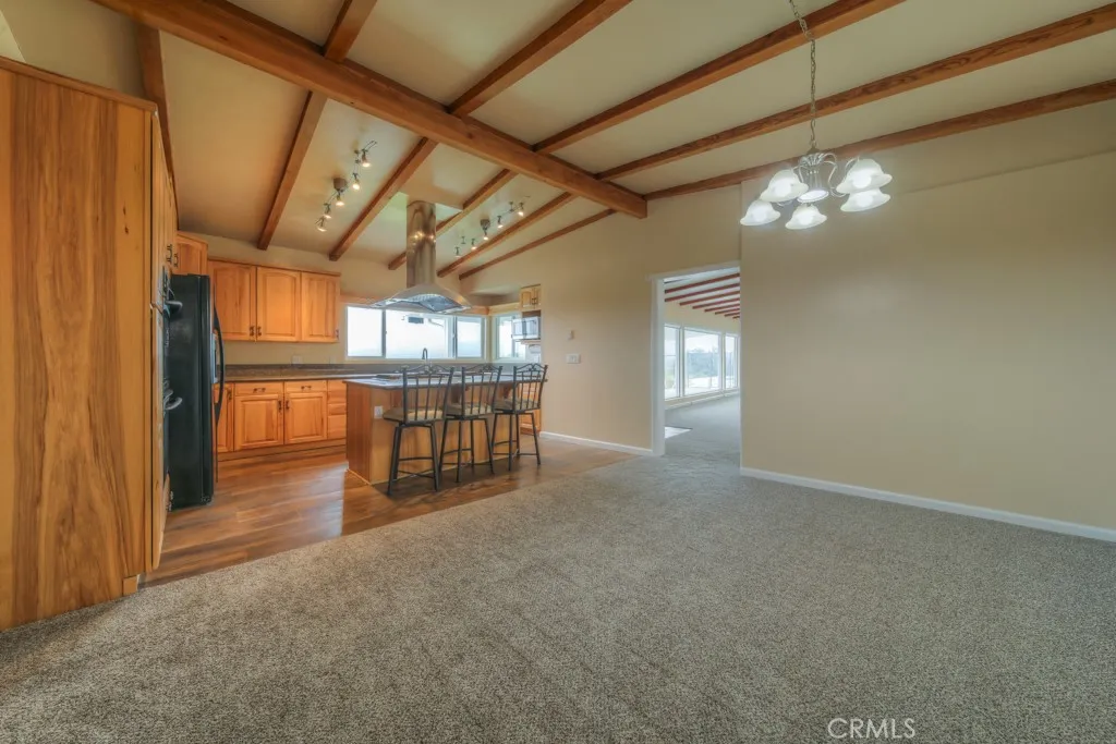 https://cdn.realtyfeed.com/cdn/127/306726033/cf37a26d64c46ede32cf775489c0c5f4.webp