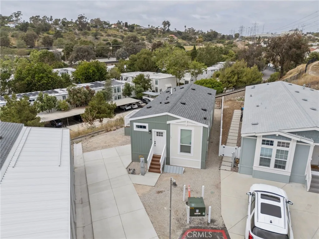 https://cdn.realtyfeed.com/cdn/127/306726049/6885c4a8cc96c35caa6e679407cc6a19.webp
