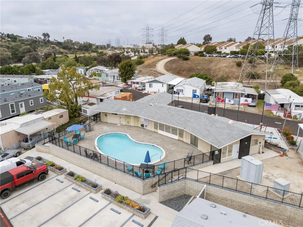 https://cdn.realtyfeed.com/cdn/127/306726049/84cad358d975f4bba98ecc6df2eefaab.webp