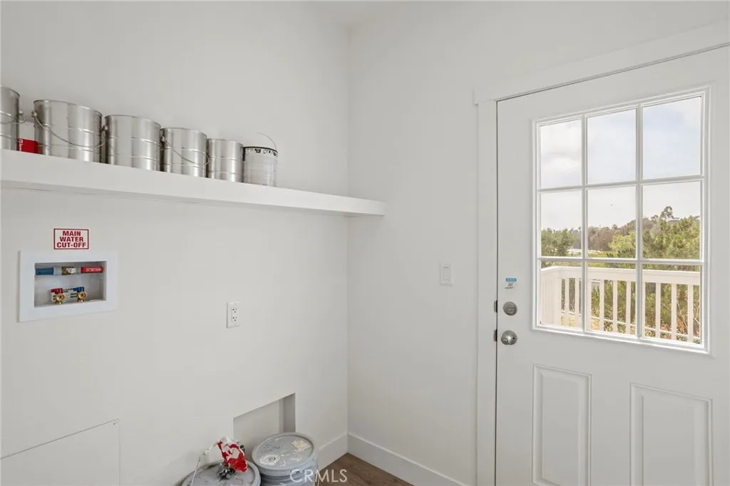 https://cdn.realtyfeed.com/cdn/127/306726049/cf0dfaa9d670f57ec599029e066042ce.webp