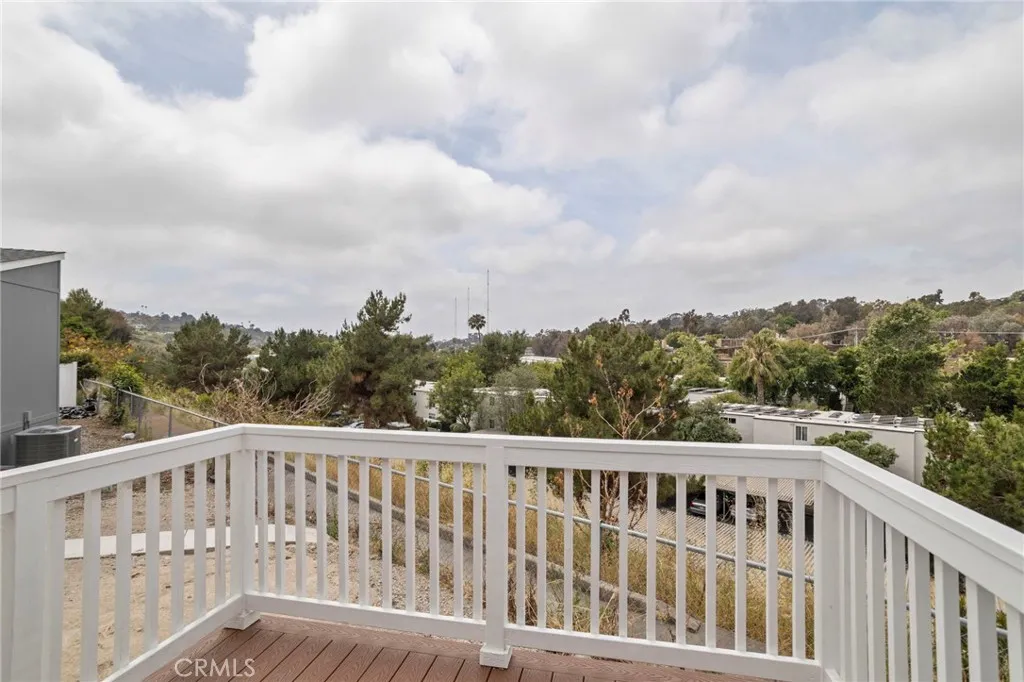 https://cdn.realtyfeed.com/cdn/127/306726049/faa240d458641f41c26ea8cac6ea41f0.webp