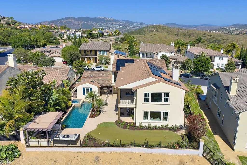 https://cdn.realtyfeed.com/cdn/127/306726052/520156eeebb724b167c0b534be1d0b45.webp