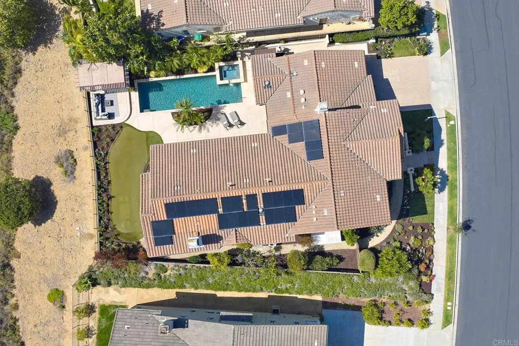 https://cdn.realtyfeed.com/cdn/127/306726052/750bcf0afccceddb6be52d4046fe179d.webp