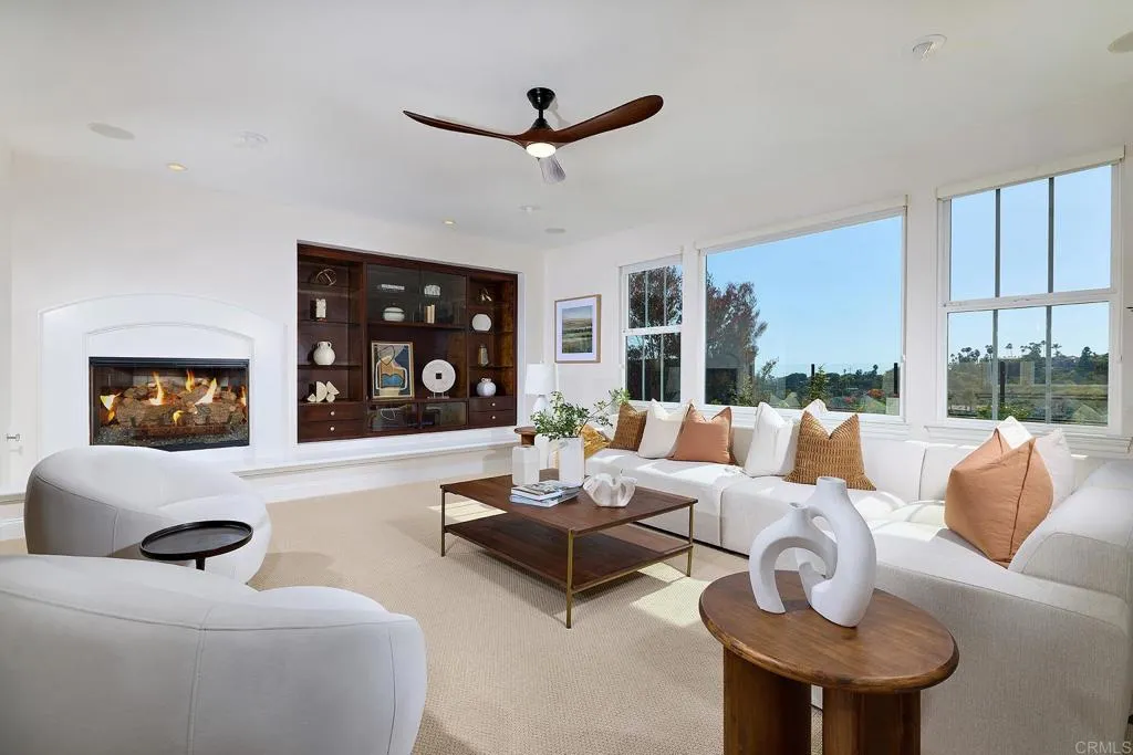 https://cdn.realtyfeed.com/cdn/127/306726052/d2e1e065cf5bc351dca26726ec6ab815.webp