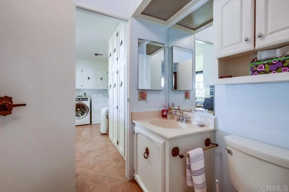 https://cdn.realtyfeed.com/cdn/127/306726059/35da8aa41b867c29a3e2025d96e70656.webp