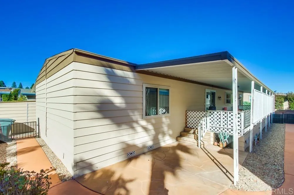 https://cdn.realtyfeed.com/cdn/127/306726059/c8776d8c3776790ae253d77584ef0d5a.webp