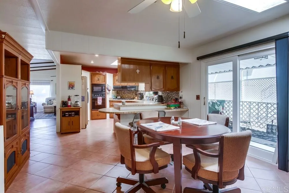 https://cdn.realtyfeed.com/cdn/127/306726059/de7953f0ef68b06fca0f7200bf2885ba.webp