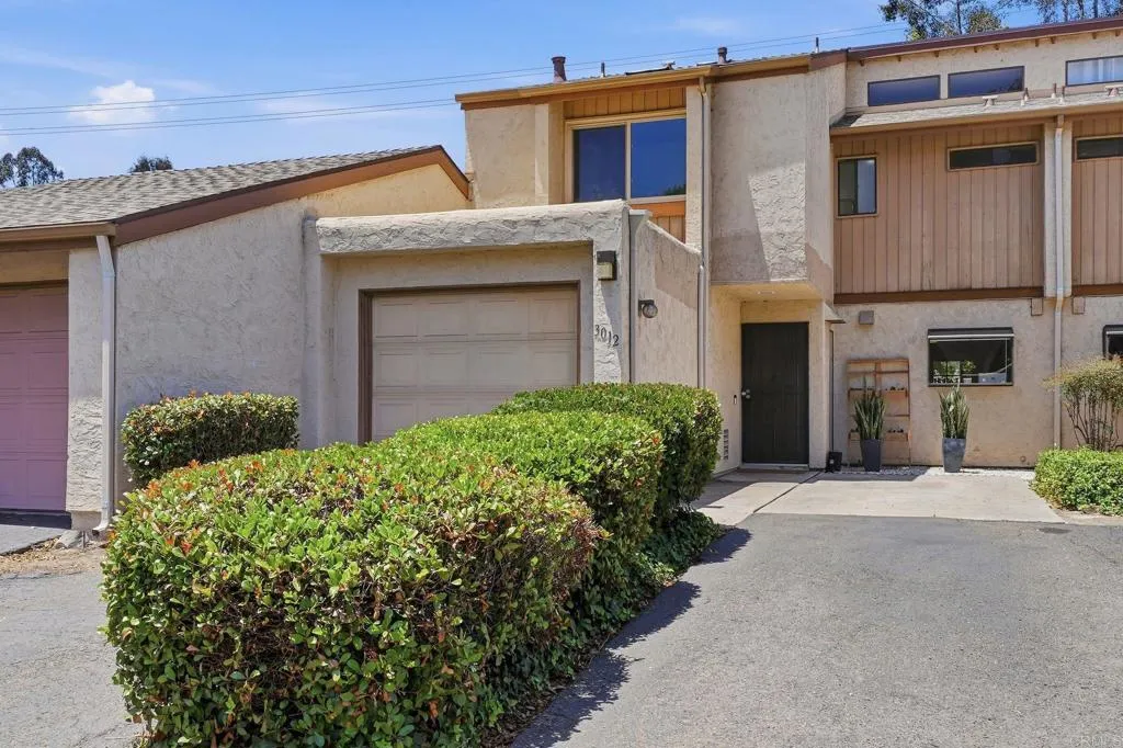 https://cdn.realtyfeed.com/cdn/127/306726111/191787af7aa3c3c7e80f7967adfeee8b.webp