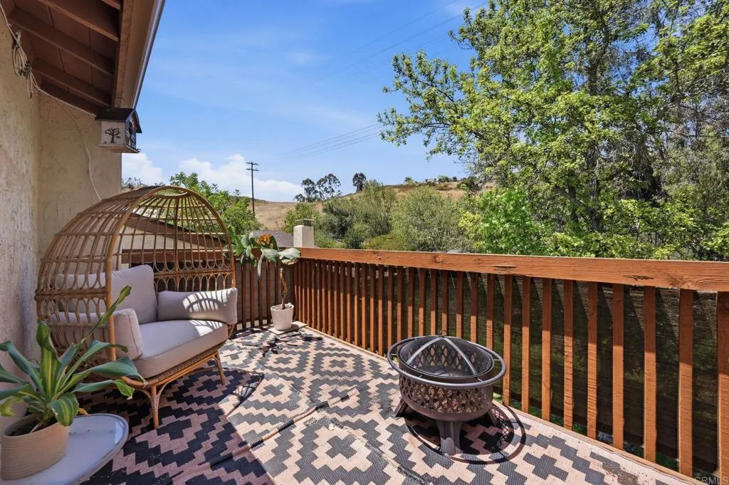 https://cdn.realtyfeed.com/cdn/127/306726111/66f03f9083575e687e8e12bcd58a6c94.webp