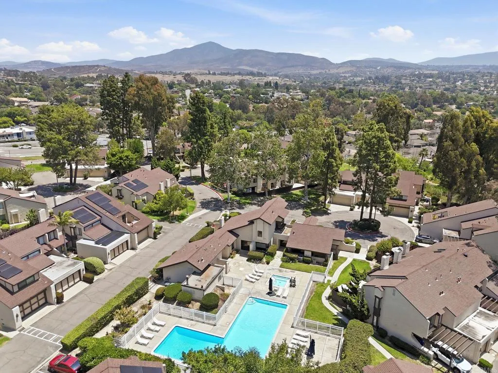 https://cdn.realtyfeed.com/cdn/127/306726111/e71d5f24d699e262af8ea93a489c4c8d.webp