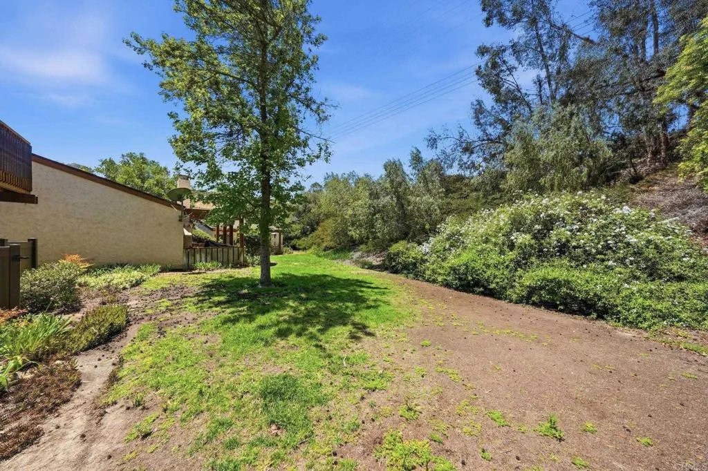 https://cdn.realtyfeed.com/cdn/127/306726111/ef7b9bc86e5a5eb374a491210af5a8c8.webp