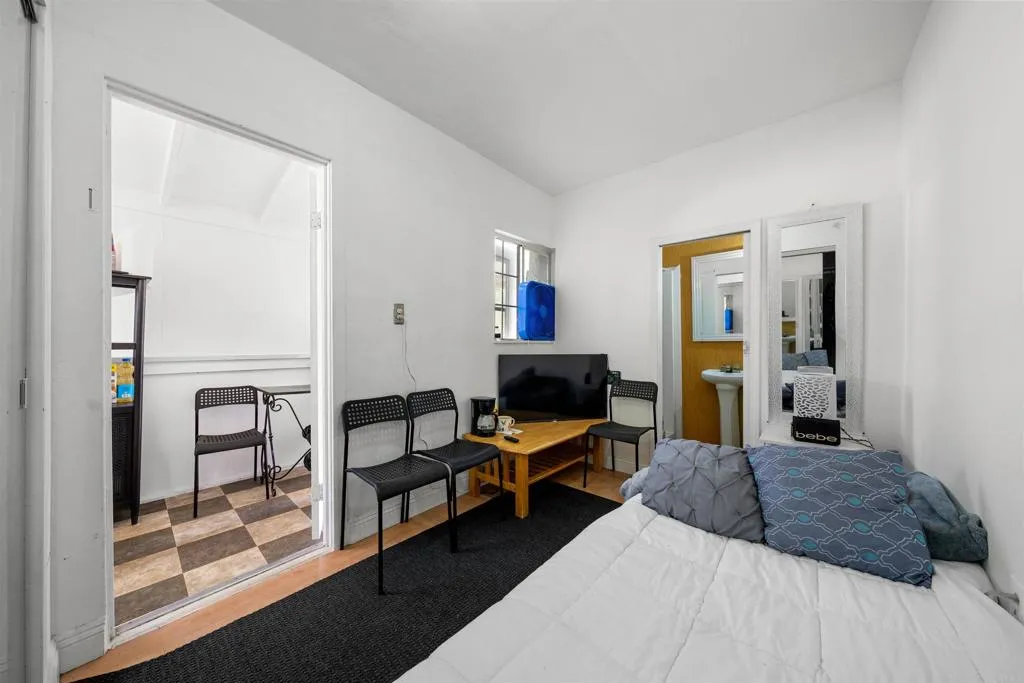 https://cdn.realtyfeed.com/cdn/127/306726135/12e7ca3918e8ceb4c16f5bf7d3ce256b.webp
