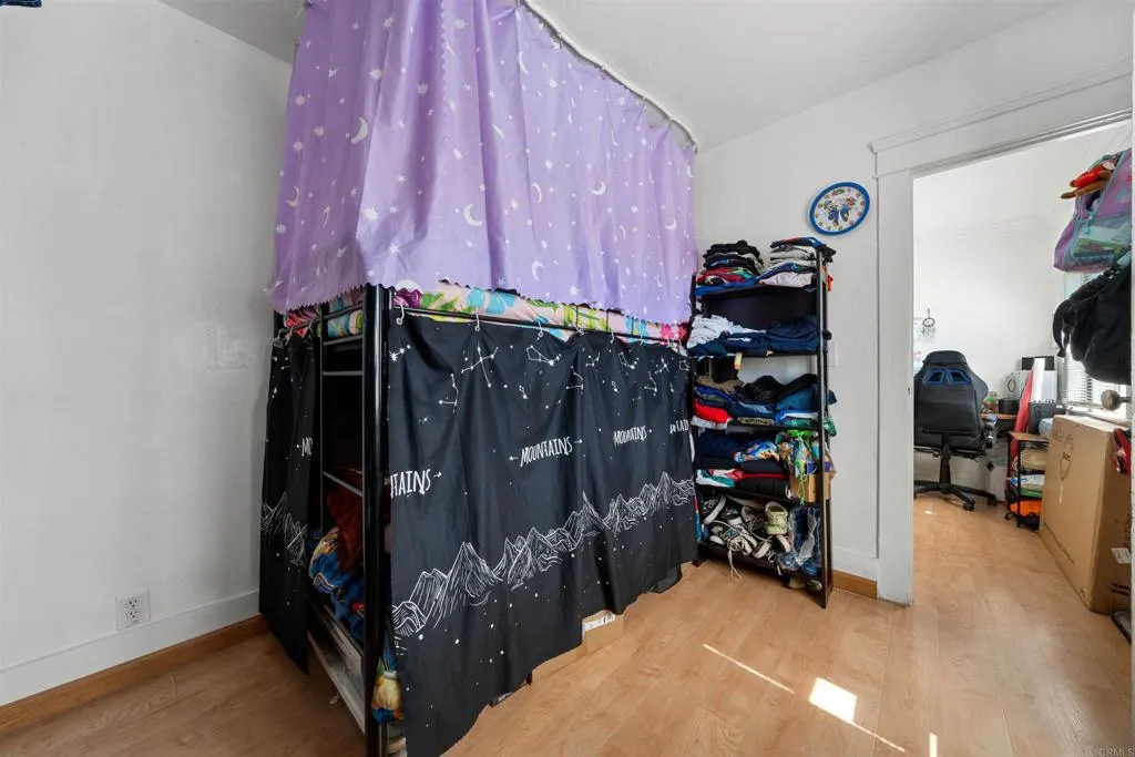 https://cdn.realtyfeed.com/cdn/127/306726135/23878a8c367b4a04faaeae429f1a43bf.webp