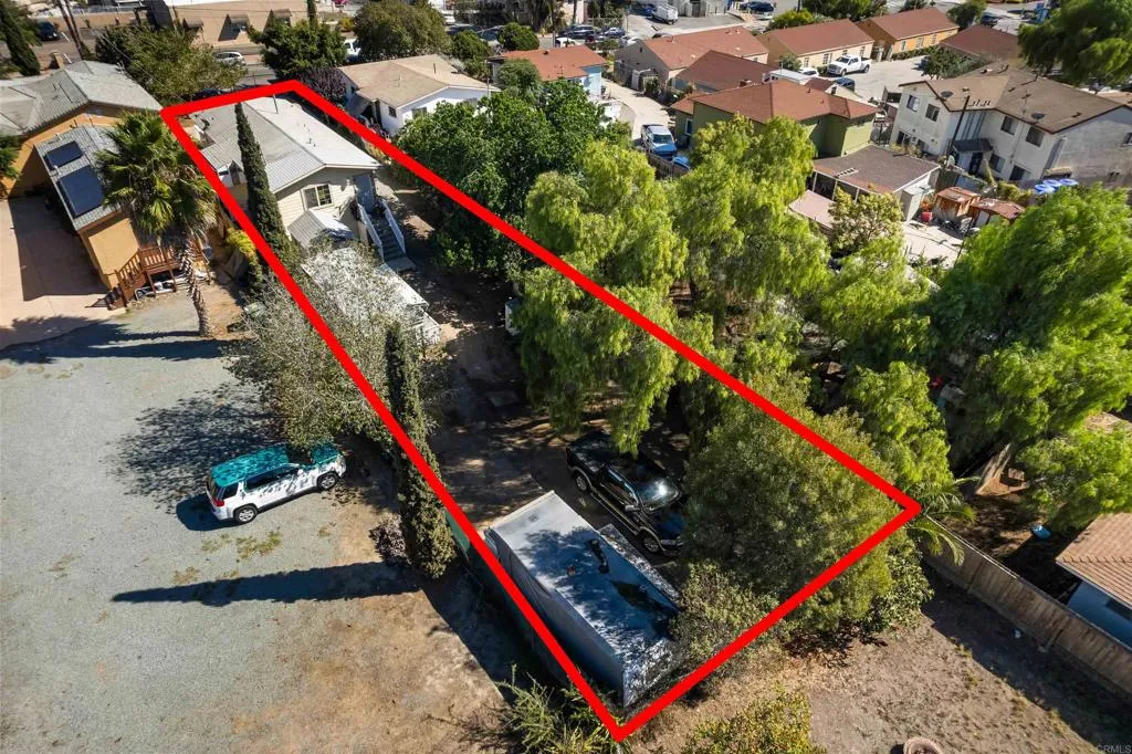 https://cdn.realtyfeed.com/cdn/127/306726135/3f3a2e769990ab551aa52d198e05bfe5.webp