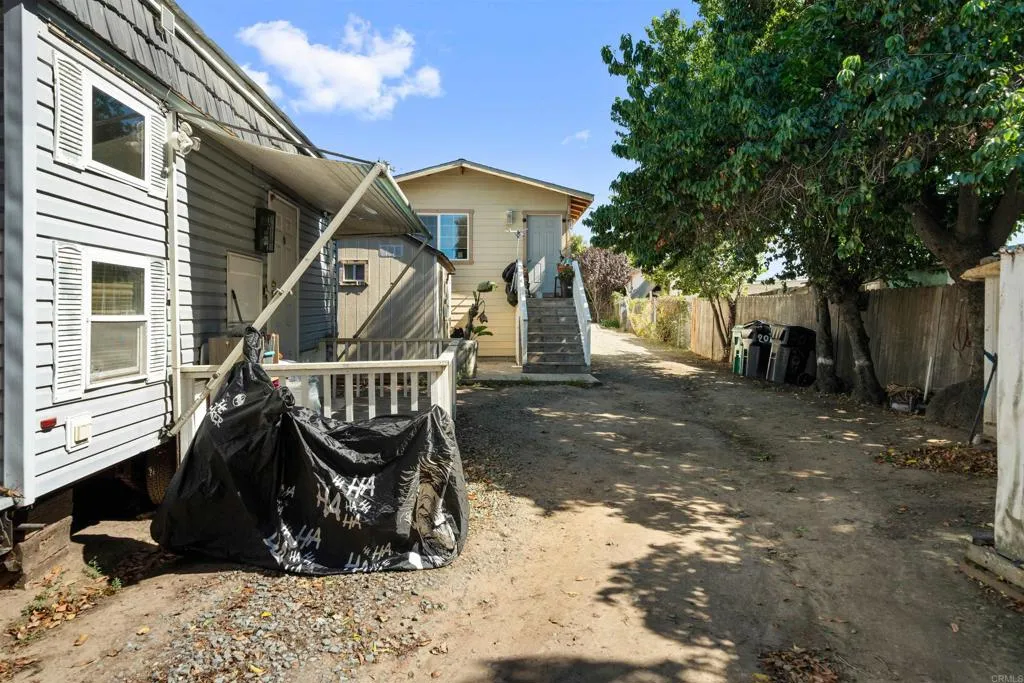 https://cdn.realtyfeed.com/cdn/127/306726135/517ef2ce441f901c169b130f09809137.webp