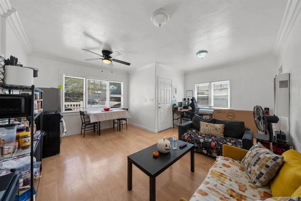 https://cdn.realtyfeed.com/cdn/127/306726135/800649667645f9047bd0a2e80c689467.webp