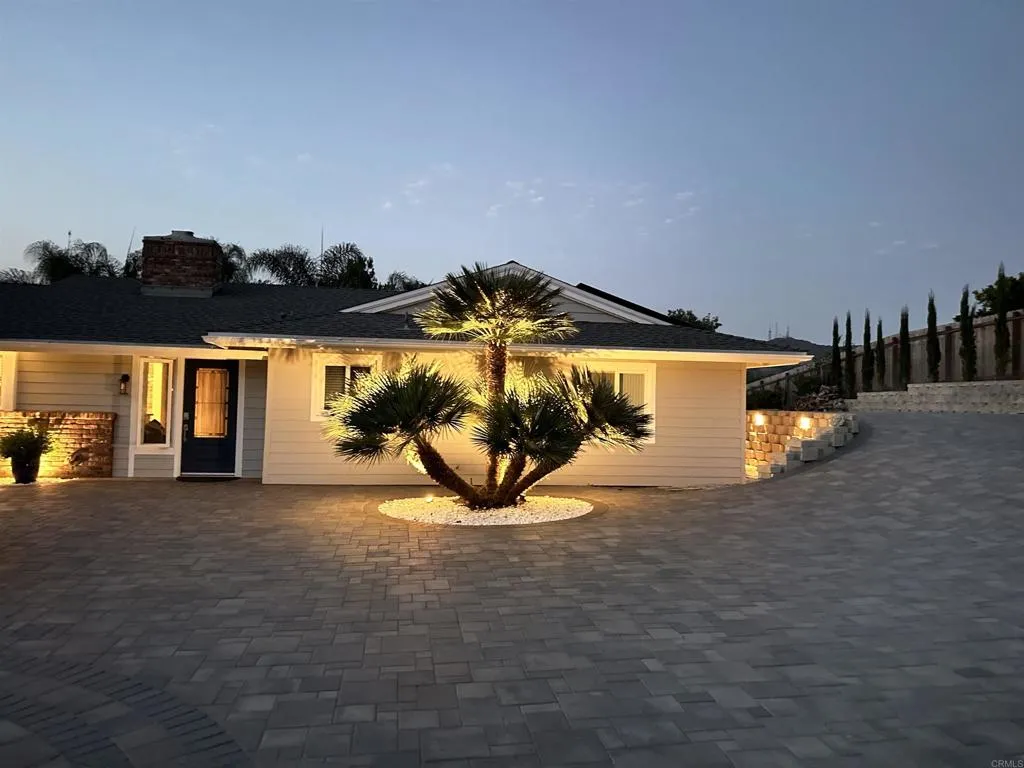 https://cdn.realtyfeed.com/cdn/127/306726144/5bead900927a17e7577911694cab46c6.webp