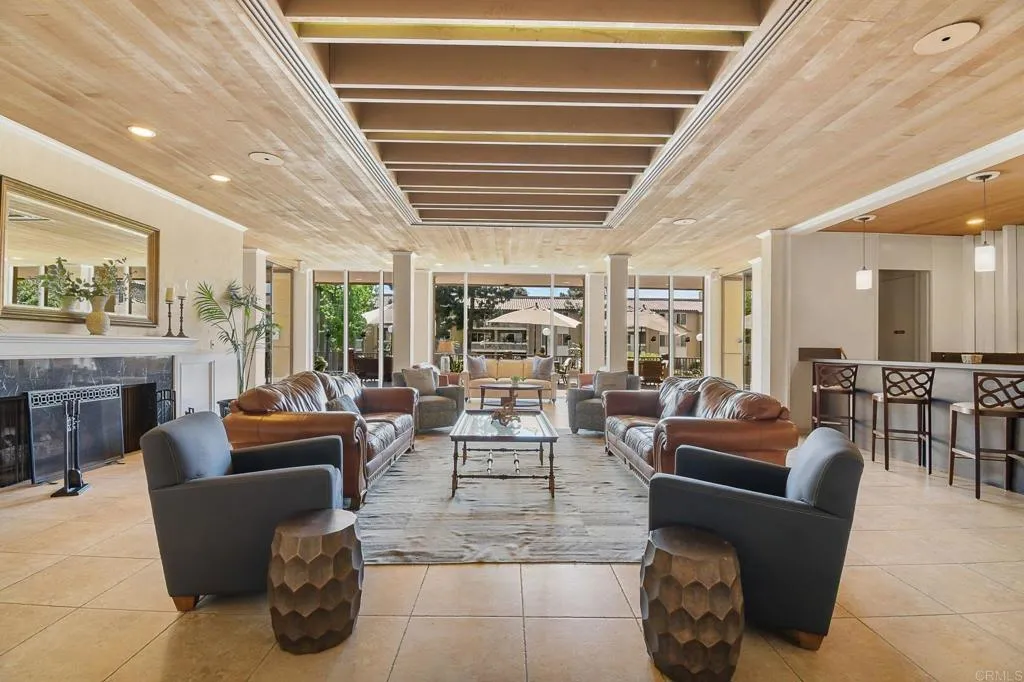 https://cdn.realtyfeed.com/cdn/127/306726195/40a7685d1b4476a8e7cba5d1ba4d7816.webp
