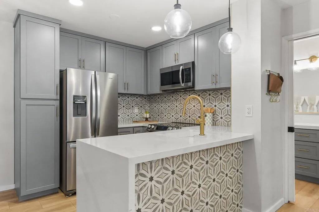 https://cdn.realtyfeed.com/cdn/127/306726195/5564bb221f9add355dfb2b0282d5e32f.webp