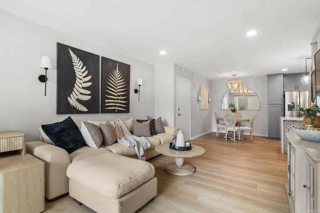 https://cdn.realtyfeed.com/cdn/127/306726195/aef5180a75e576156769ab78657bcddc.webp