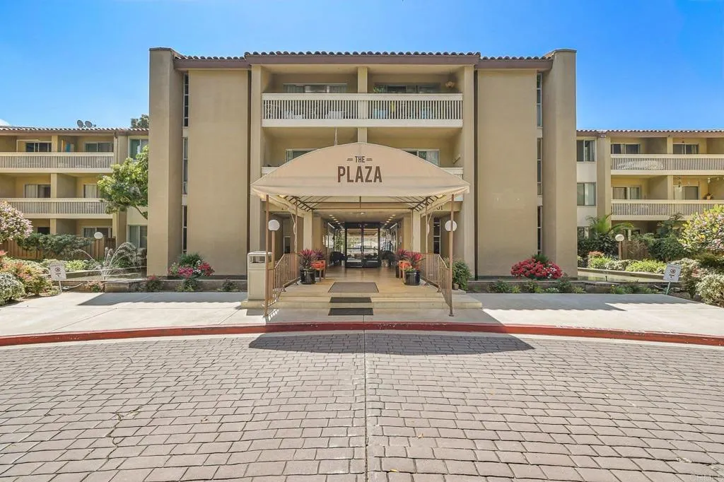 https://cdn.realtyfeed.com/cdn/127/306726195/b0b929bd23fff1cdc1fb1436d2fad700.webp