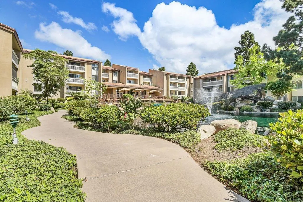 https://cdn.realtyfeed.com/cdn/127/306726195/d77d71347a8f2e08ad37f8d486c07951.webp