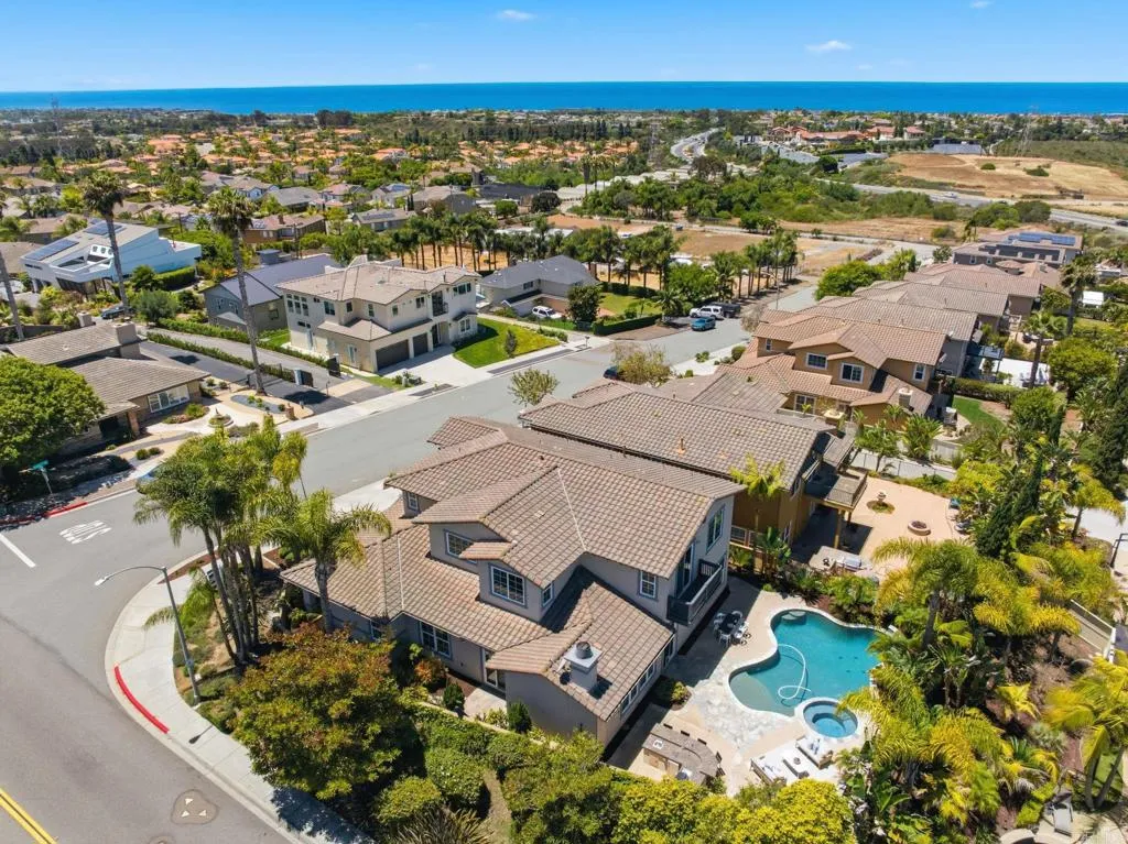 https://cdn.realtyfeed.com/cdn/127/306726199/2bb85c20028e94384701a8e93c087543.webp