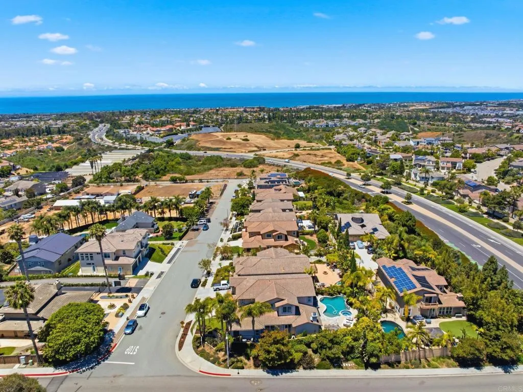 https://cdn.realtyfeed.com/cdn/127/306726199/6ce6cf220af8f9fe08ce38f090681012.webp
