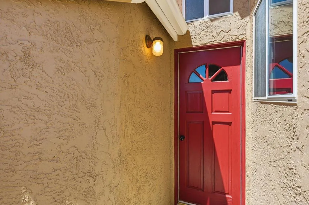 https://cdn.realtyfeed.com/cdn/127/306726204/0ddc70160e9b4efa77fa8649193059c4.webp
