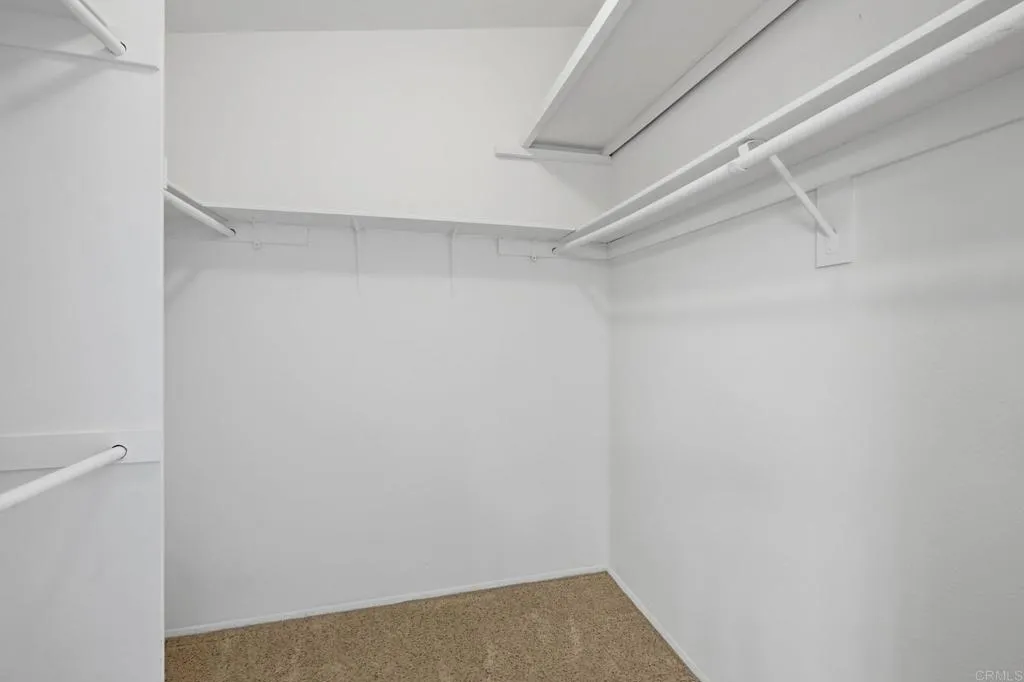 https://cdn.realtyfeed.com/cdn/127/306726204/36faa47030e232d79519da156f739249.webp