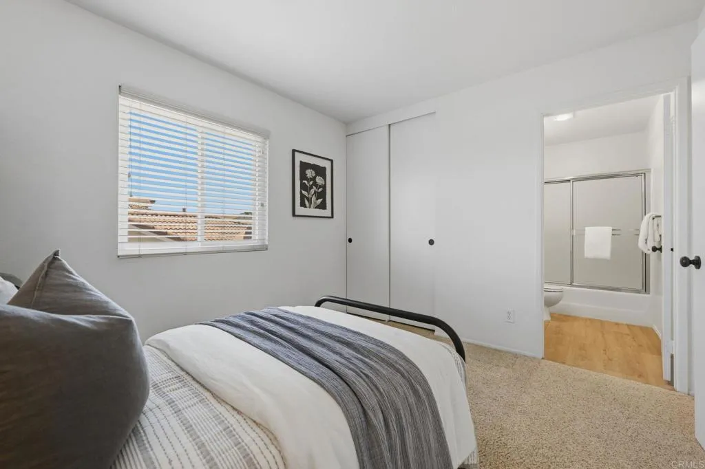 https://cdn.realtyfeed.com/cdn/127/306726204/90748fc183389a7433e8e71a61eb1f72.webp