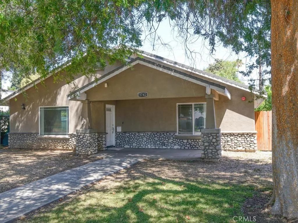 5742 Magnolia, Riverside, CA 92506 - Main photo, Riverside, CA