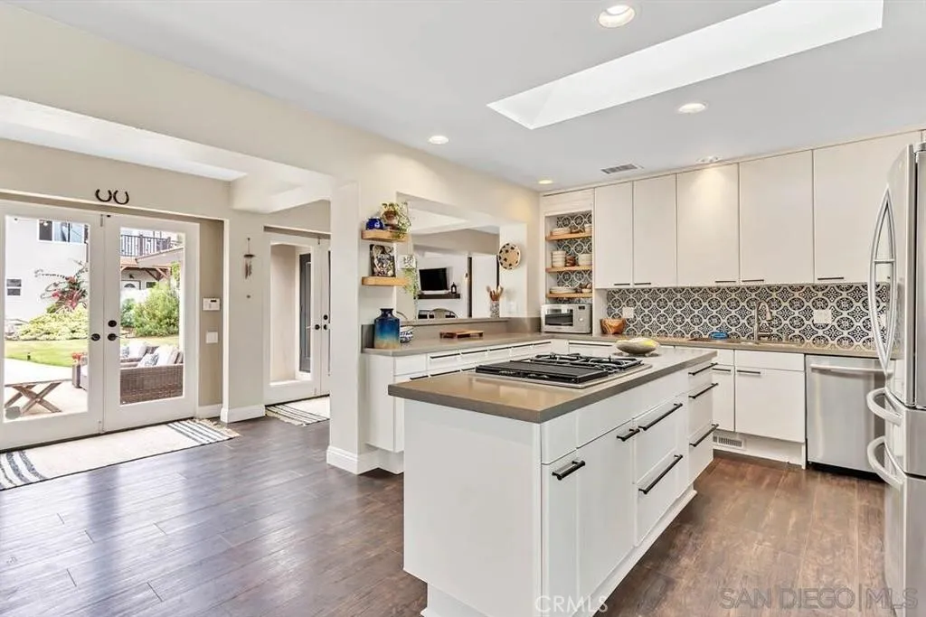 https://cdn.realtyfeed.com/cdn/127/306726225/3cd9e7b47c08ff940b033b00125a2e30.webp