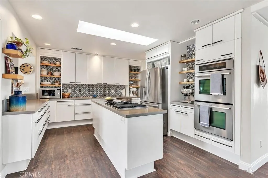 https://cdn.realtyfeed.com/cdn/127/306726225/f6978adf95d3bc6a43f389c0ce8a943f.webp