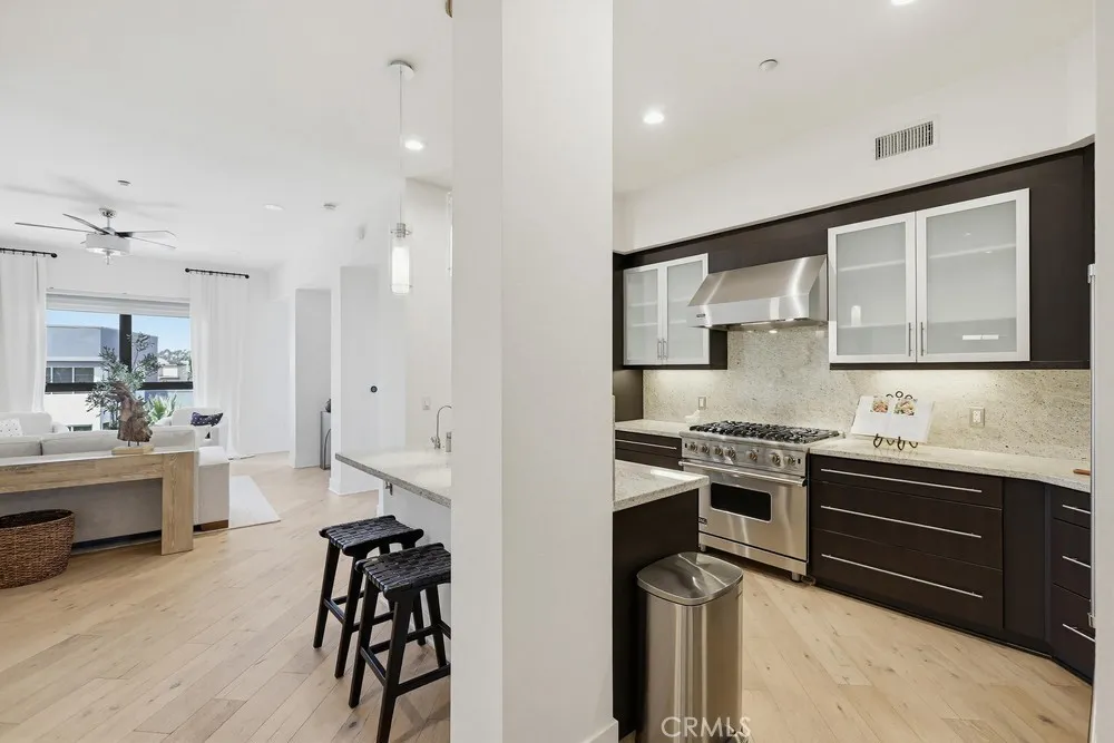 402 S Rockefeller Unit 406, Irvine, CA 92612 - Photo 5 of 73, Irvine, CA