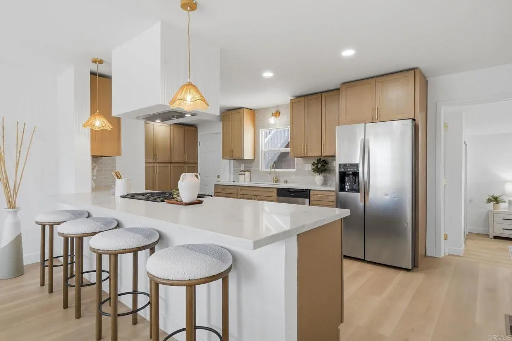 https://cdn.realtyfeed.com/cdn/127/306726248/25fce1d25e4235d04733bdf347bdeb2b.webp