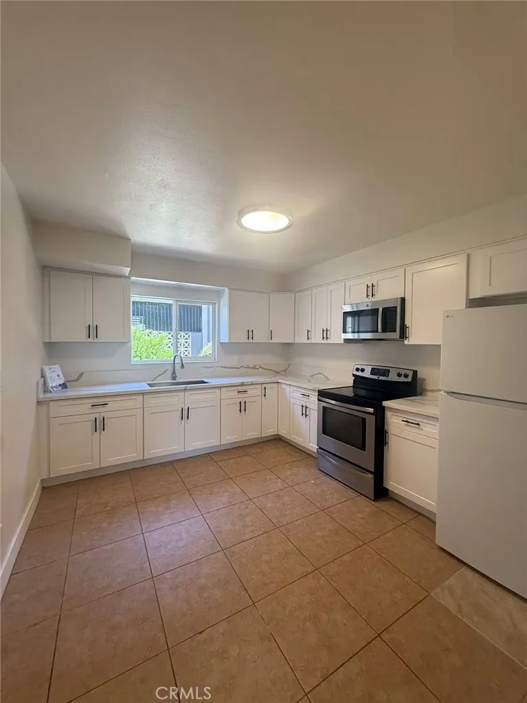 Pomona, CA 91767