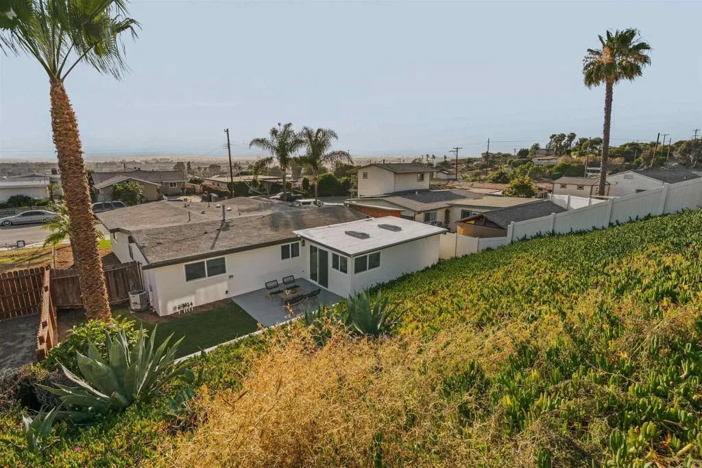 https://cdn.realtyfeed.com/cdn/127/306726343/32fb2cc6dd2f3fe5321278c22a8e9b41.webp