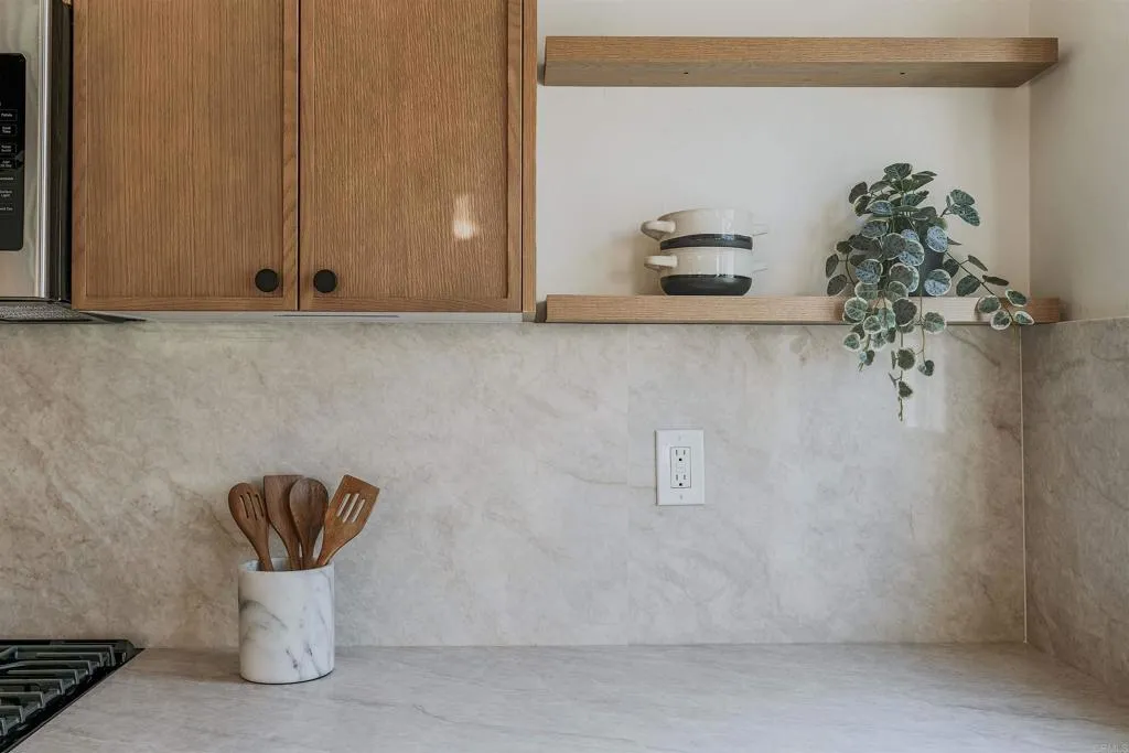 https://cdn.realtyfeed.com/cdn/127/306726343/f22d6cc6c835e5b555ec275d44da49ad.webp
