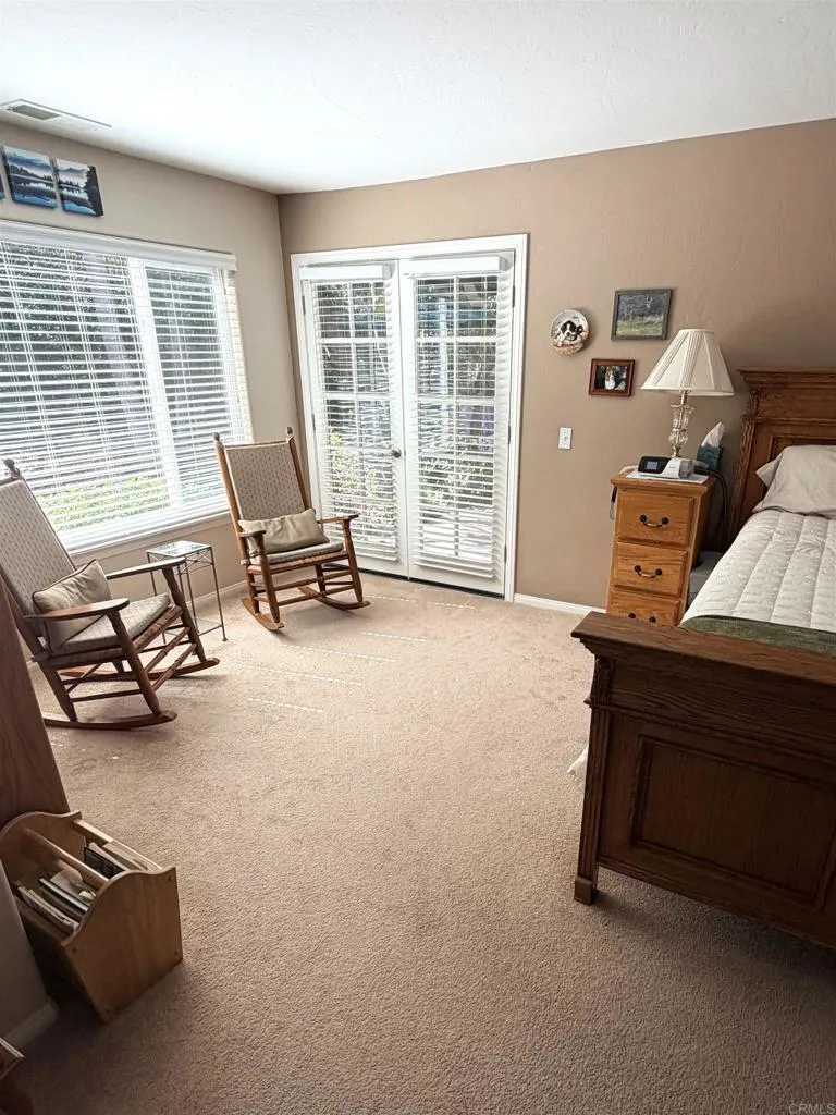 https://cdn.realtyfeed.com/cdn/127/306726344/cada6d2347f205601ecfa8516b9575dd.webp