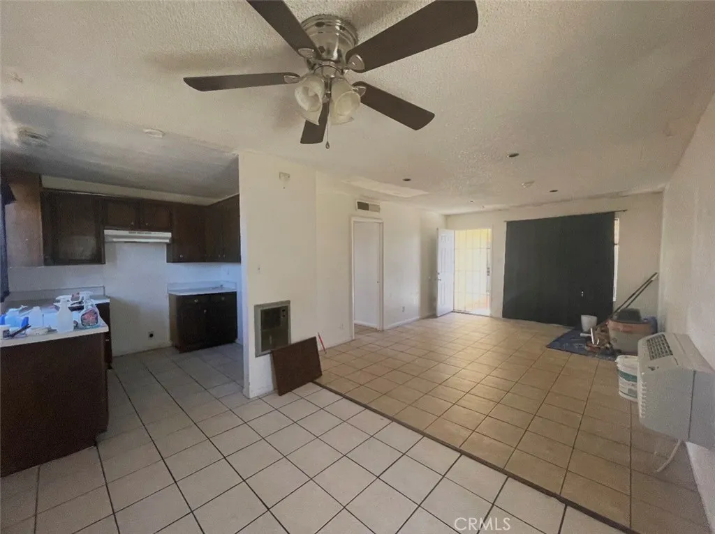 9389 N Loop Boulevard, California City, CA 93505 - Photo 2 of 20, California City, CA