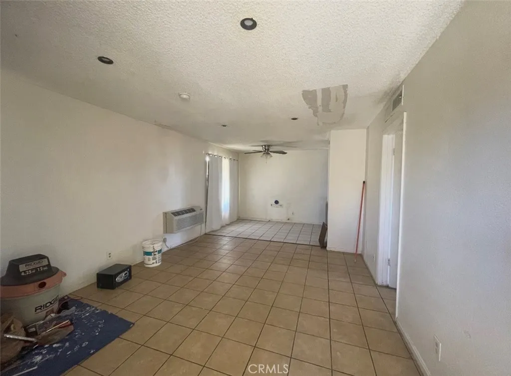 9389 N Loop Boulevard, California City, CA 93505 - Photo 3 of 20, California City, CA