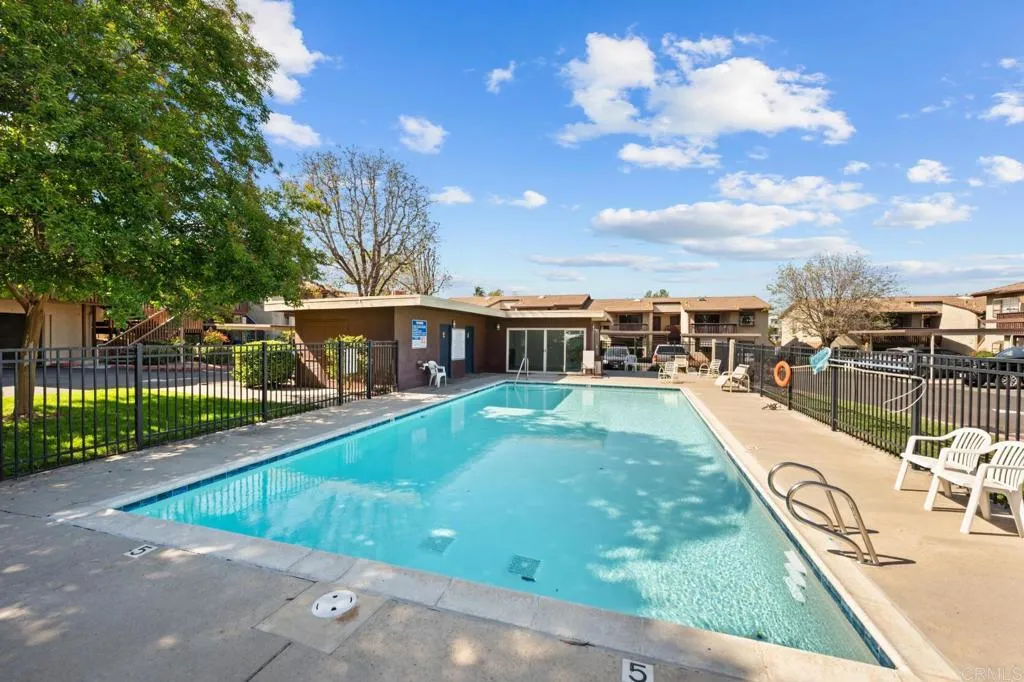 https://cdn.realtyfeed.com/cdn/127/306726391/79b94d7d9a06c5f12ee92e29c7a954e3.webp