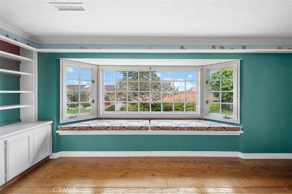 905 Emerald Bay, Laguna Beach, CA 92651 - Photo 2 of 39, Laguna Beach, CA