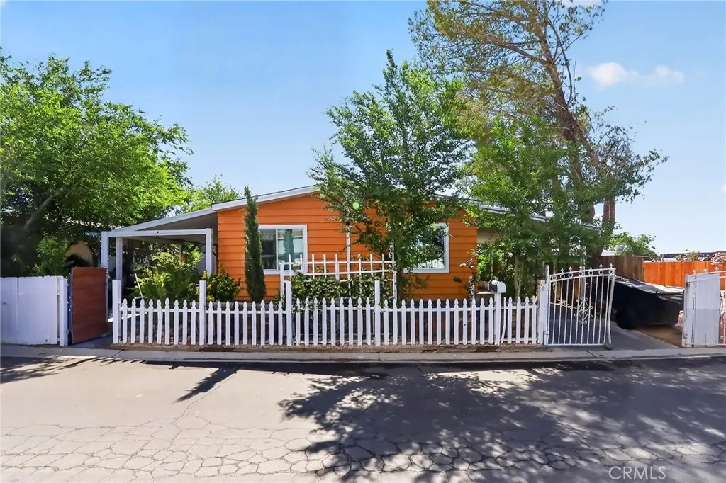 Rosamond, CA 93560